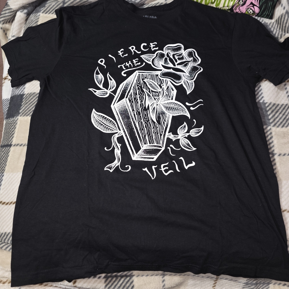 Black Graphic Tee